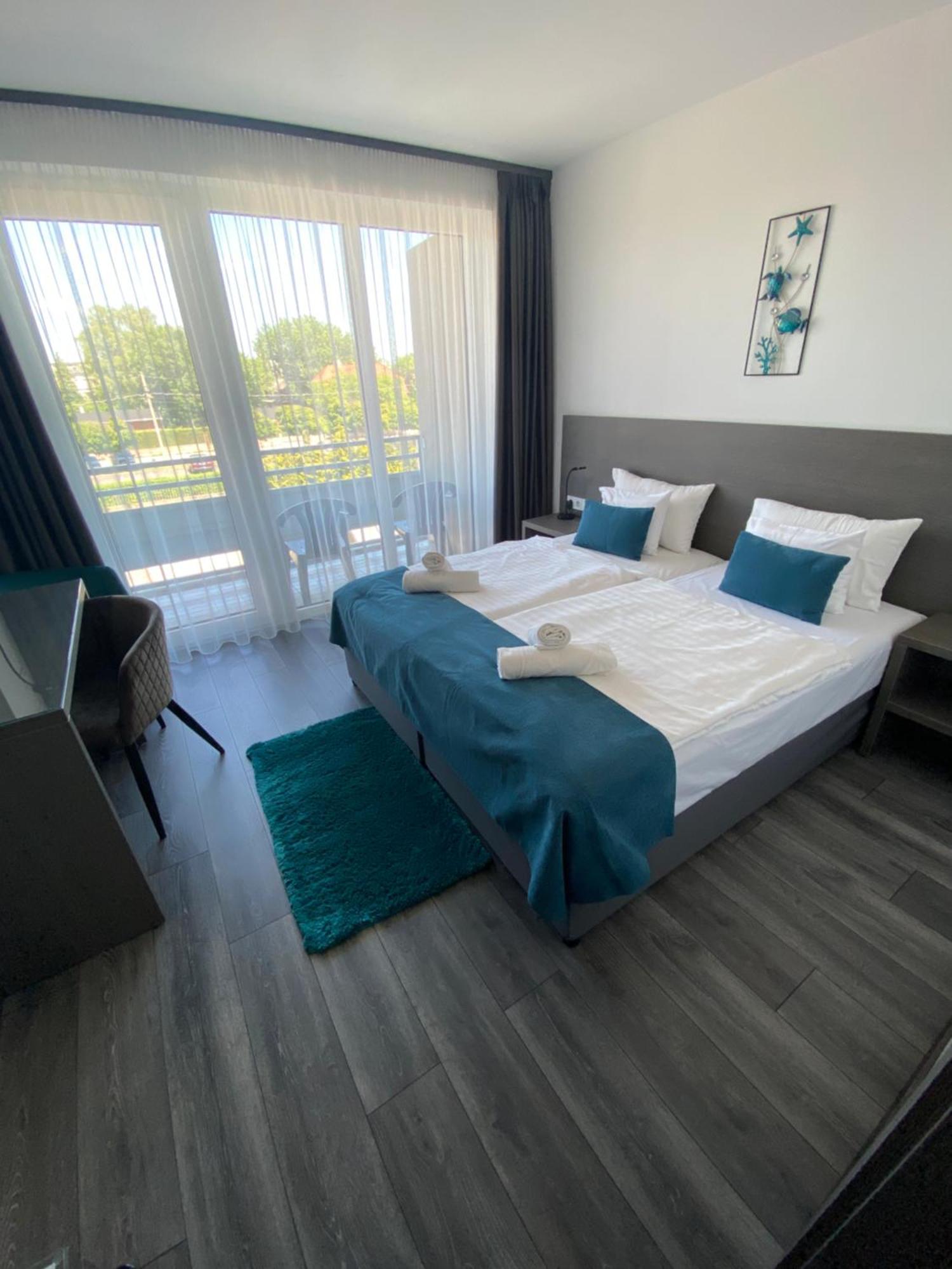 Hotel Csopak Resort & Lake מראה חיצוני תמונה