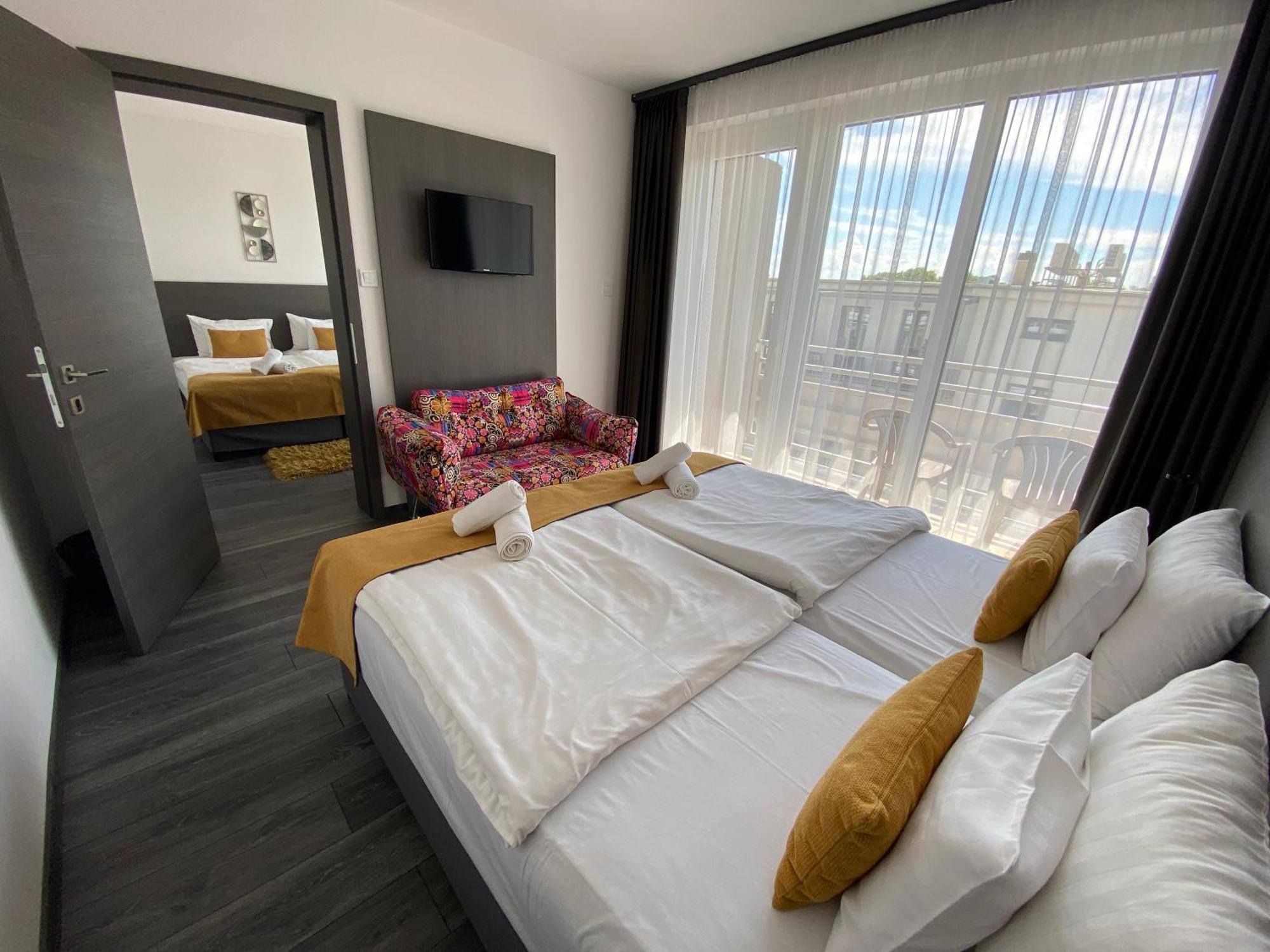Hotel Csopak Resort & Lake מראה חיצוני תמונה
